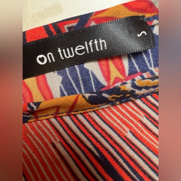 On Twelfth  Floral Romper Size S Sleeveless  Multicolor Shorts Shelf Open Back. - Picture 7 of 16